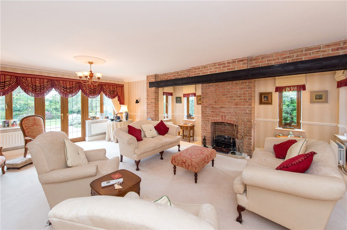 5 bedroom house, Fulwith Mill Lane, Harrogate HG2 - Available