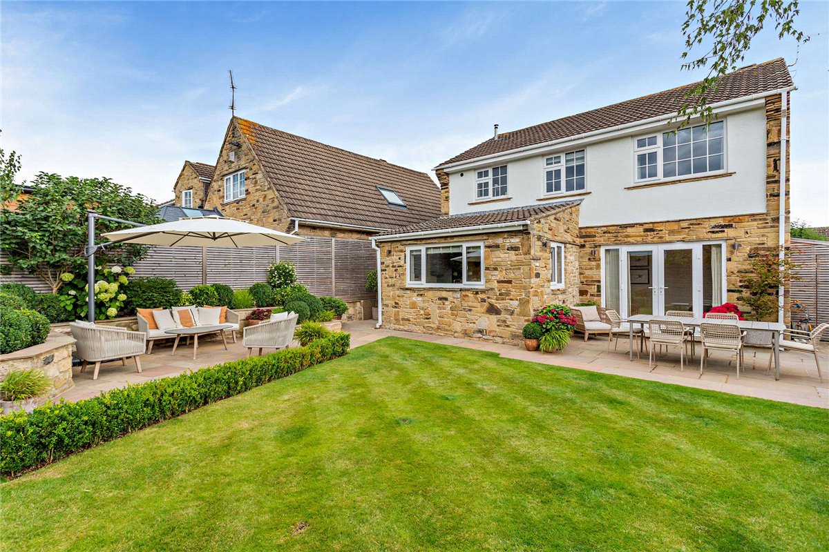 4 bedroom house, Chatsworth Drive, Wetherby LS22 - Sold STC