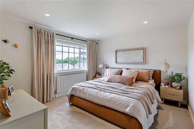 4 bedroom house, Chatsworth Drive, Wetherby LS22 - Sold STC