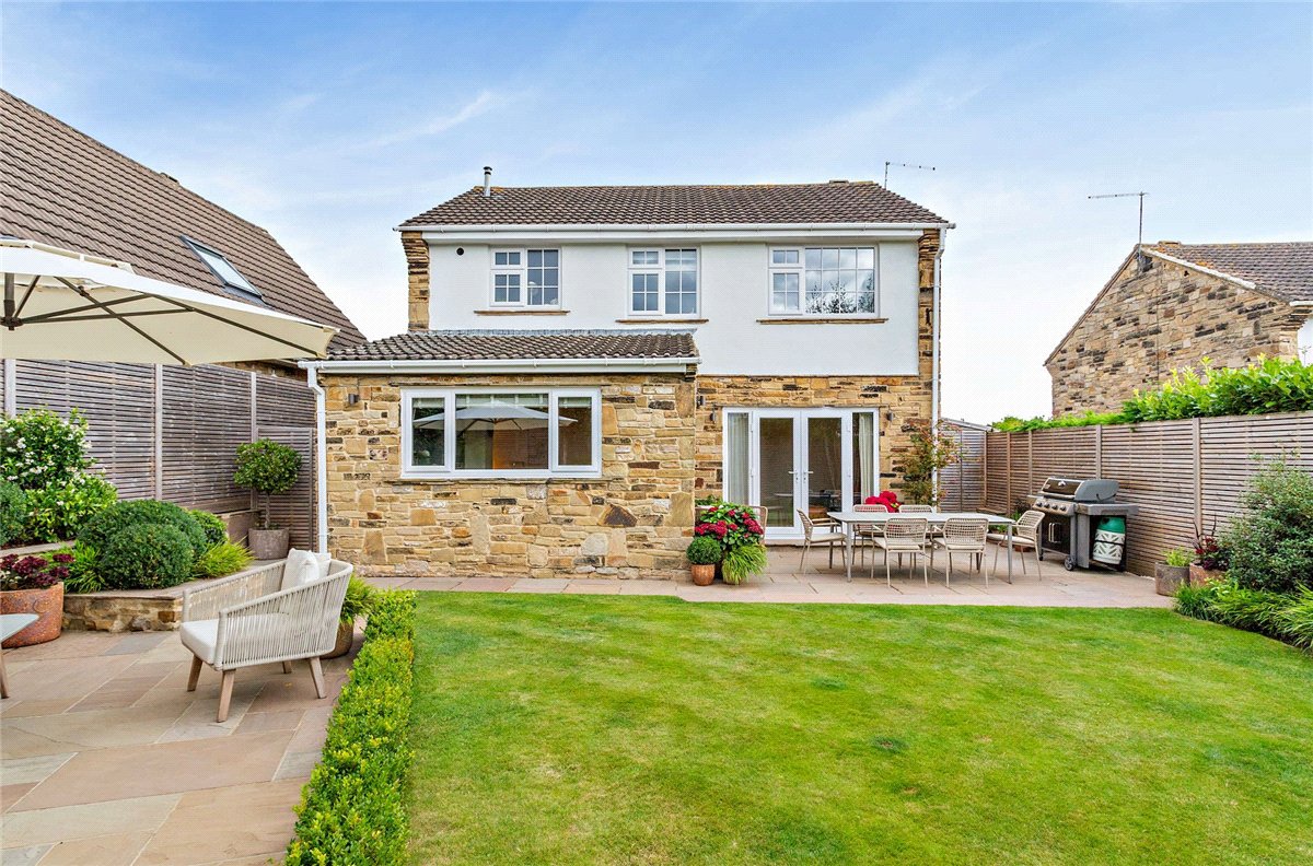 4 bedroom house, Chatsworth Drive, Wetherby LS22 - Sold STC