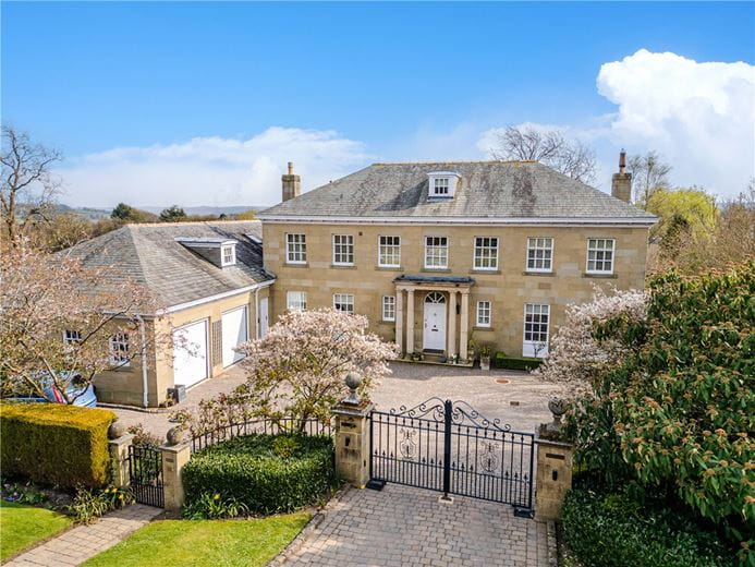 6 bedroom house, Crag Lane, Huby LS17 - Available