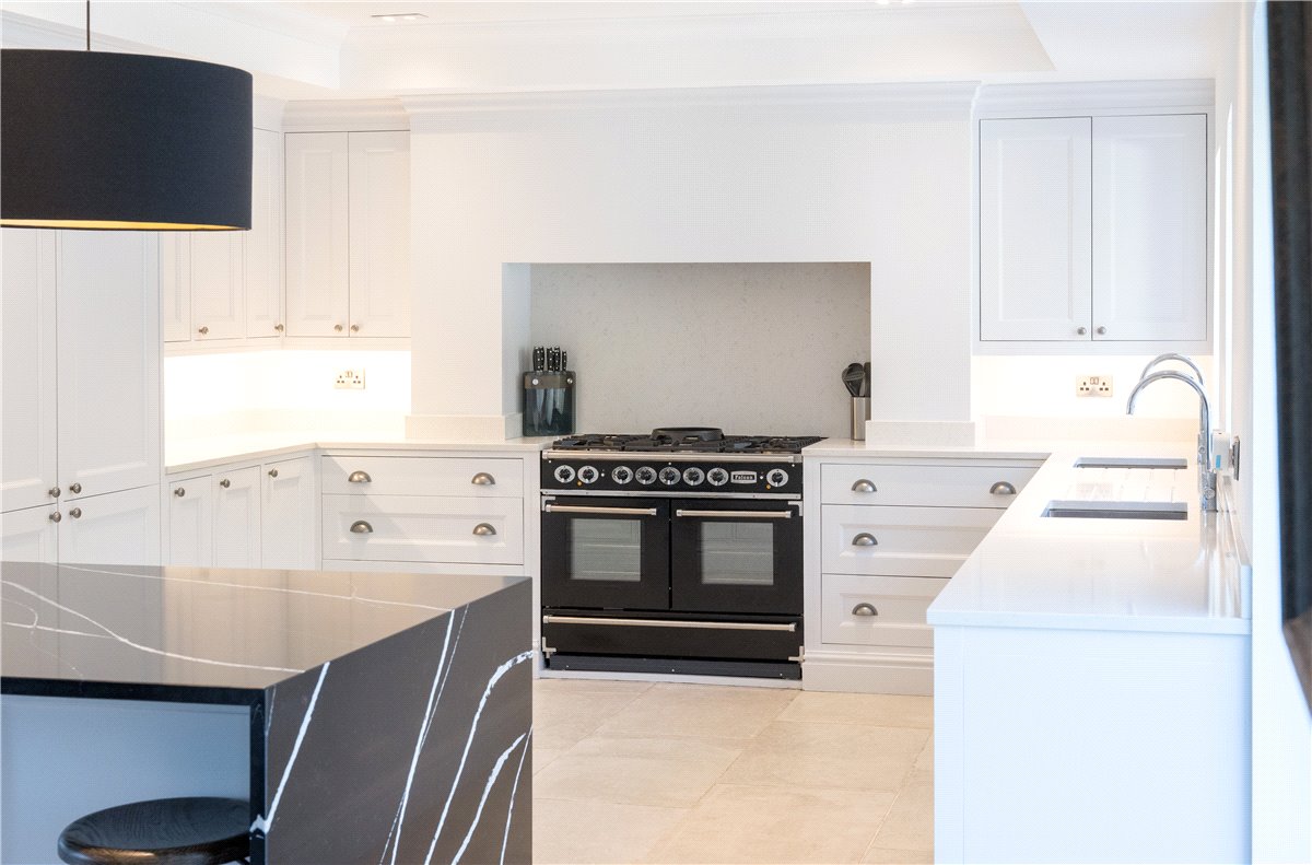 5 bedroom house, Clint Bank Lane, Clint HG3 - Available