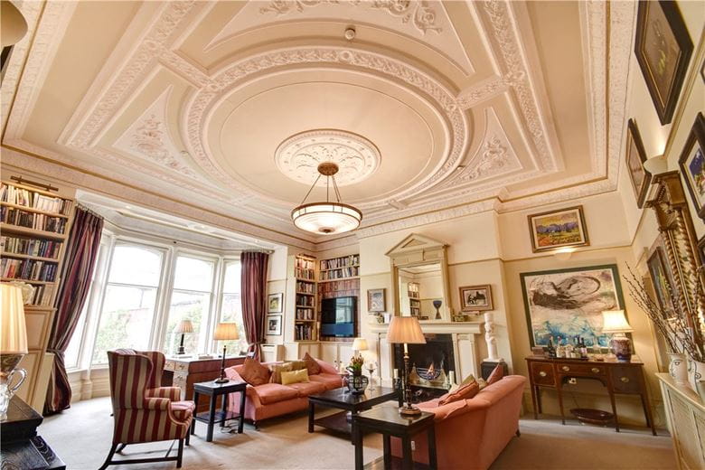 2 bedroom flat, Apartment 3, The White House, 10 Park Parade HG1 - Available