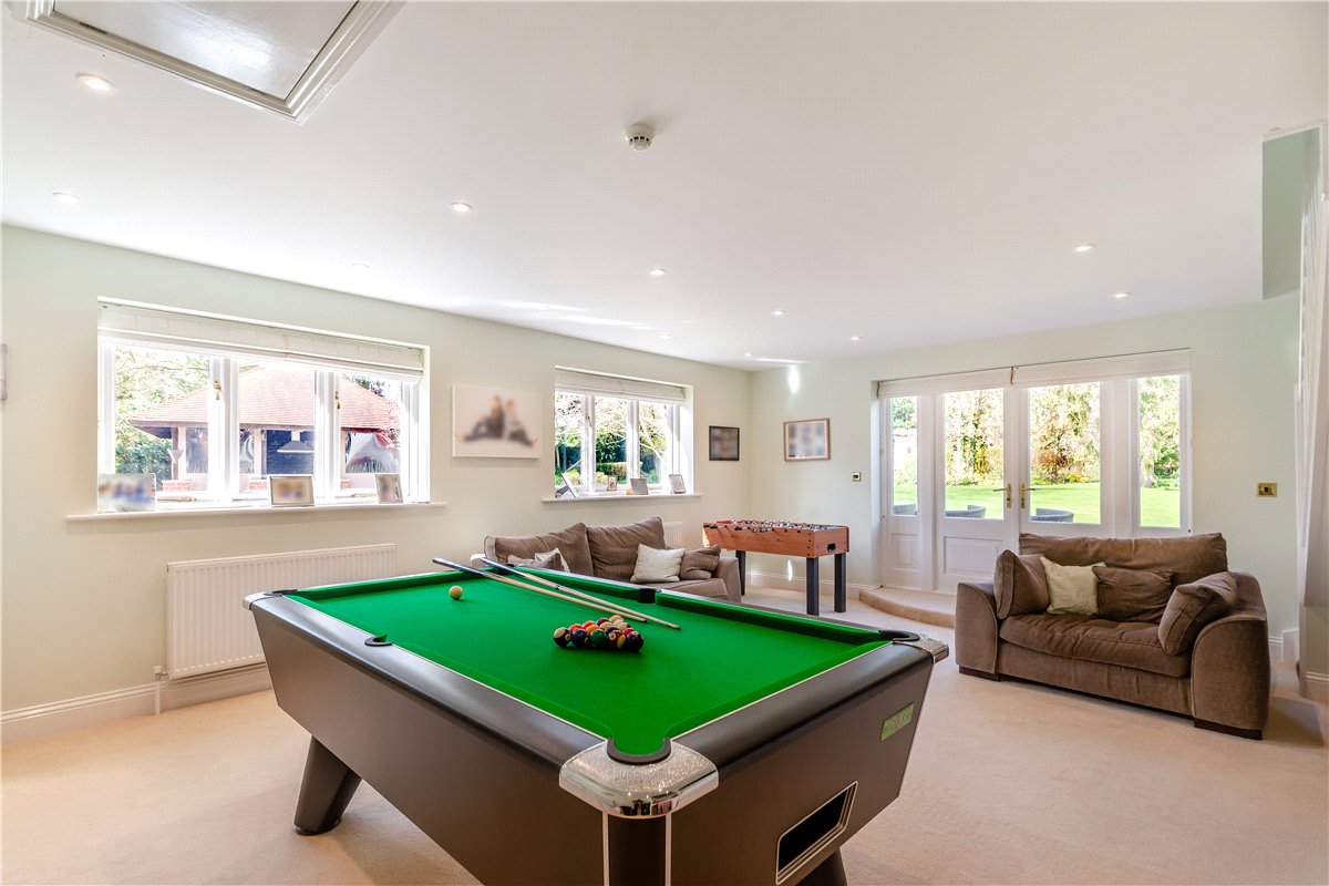 6 bedroom house, Fulwith Mill Lane, Harrogate HG2 - Available