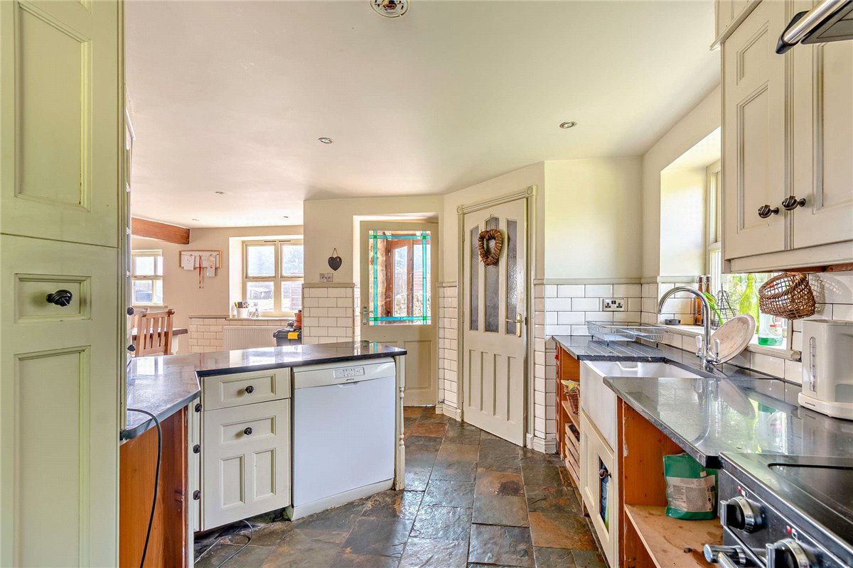 4 bedroom house, Skipton Road, Felliscliffe HG3 - Sold STC