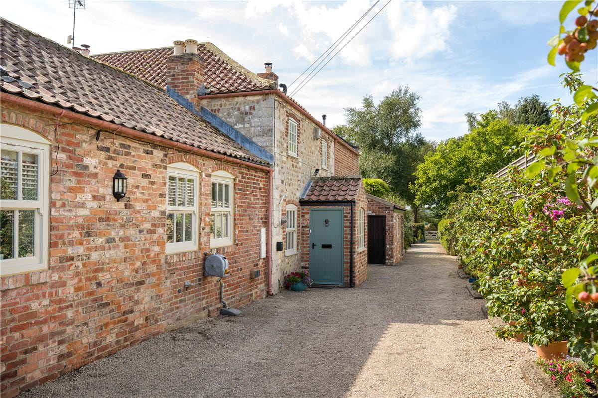 5 bedroom house, Copgrove Lane, Burton Leonard HG3 - Available