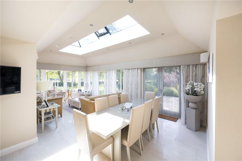 4 bedroom house, Woodgate Lane, Weeton LS17 - Available