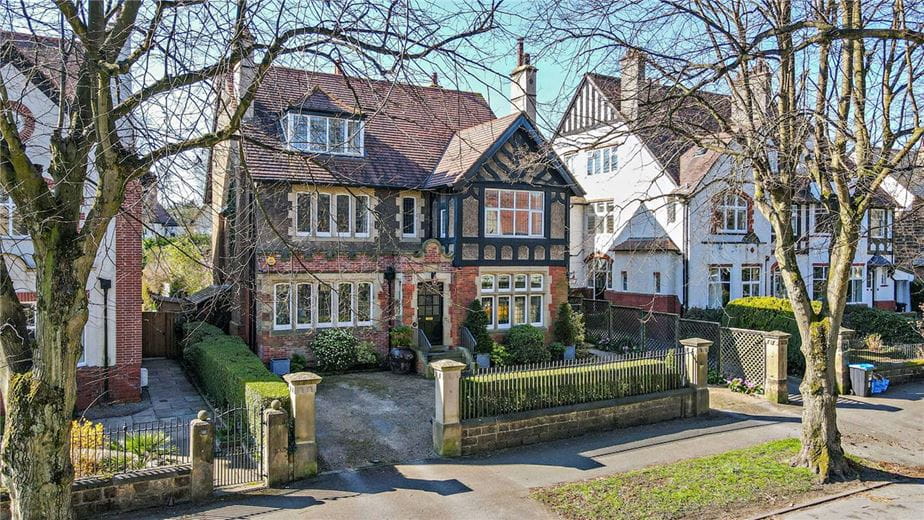 5 bedroom house, Langcliffe Avenue, Harrogate HG2 - Available