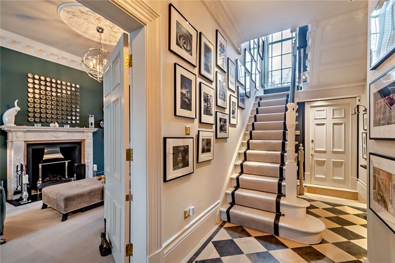 5 bedroom house, Queen Parade, Harrogate HG1 - Sold