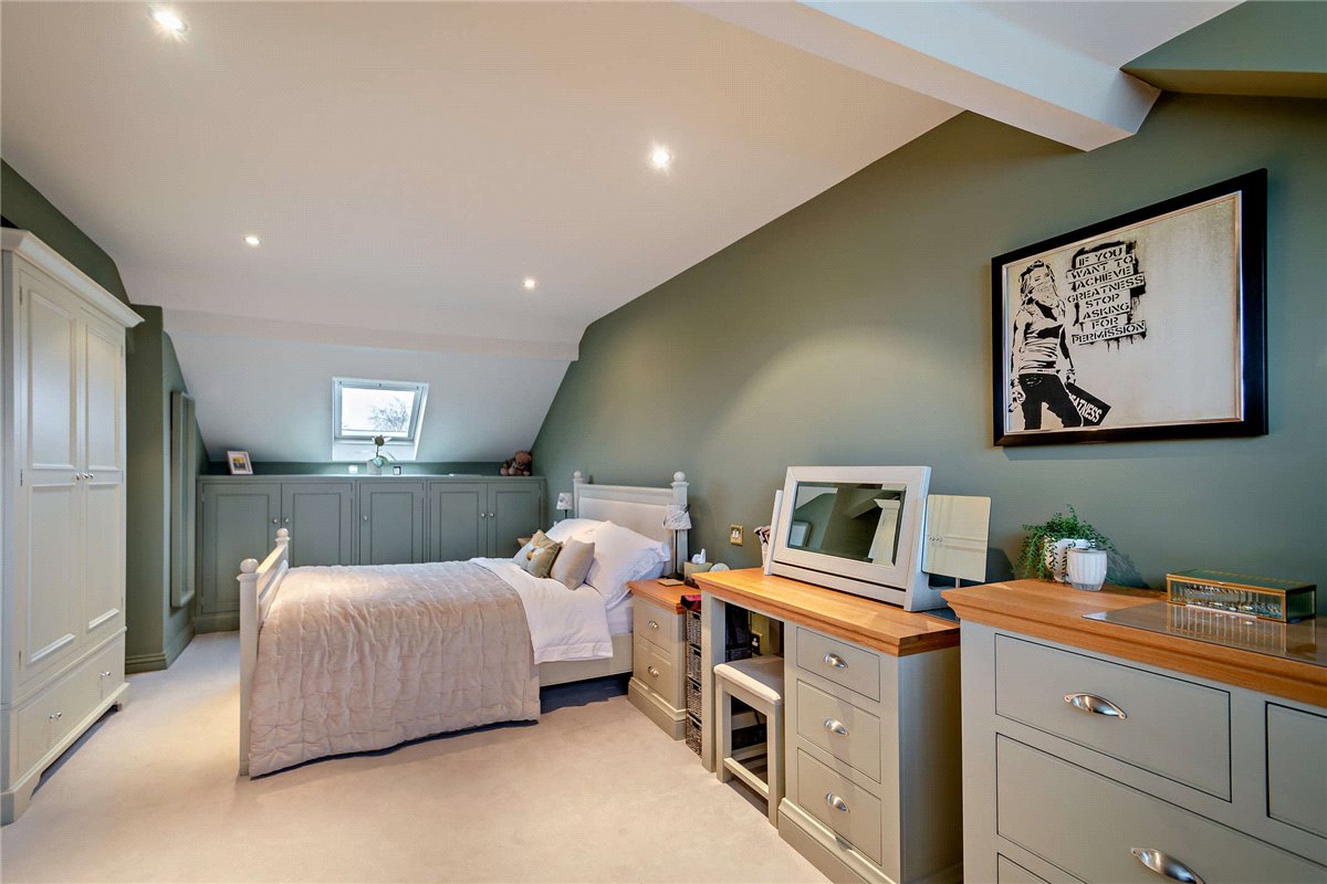 5 bedroom house, Queen Parade, Harrogate HG1 - Sold