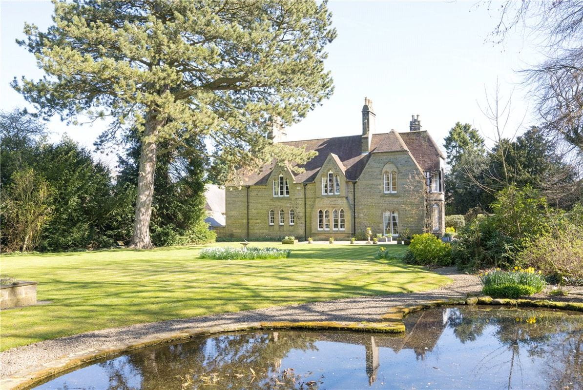 7 bedroom house, Baldersby-St-James, Thirsk YO7 - Available