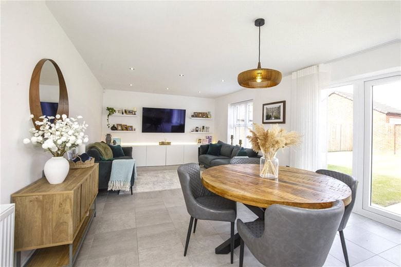 5 bedroom house, Hughlings Close, Green Hammerton YO26 - Available