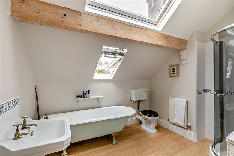 6 bedroom house, Crag Lane, Huby LS17 - Sold STC