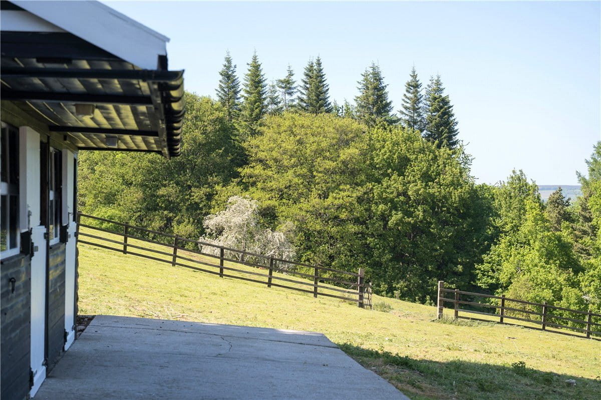 6 bedroom house, Burley Woodhead, Near Ilkley LS29 - Available