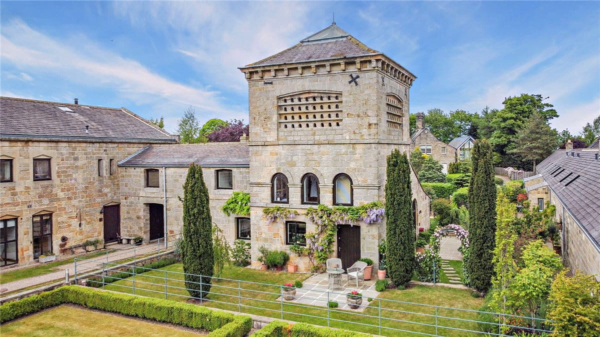 4 bedroom house, Moor Park, Beckwithshaw HG3 - Sold