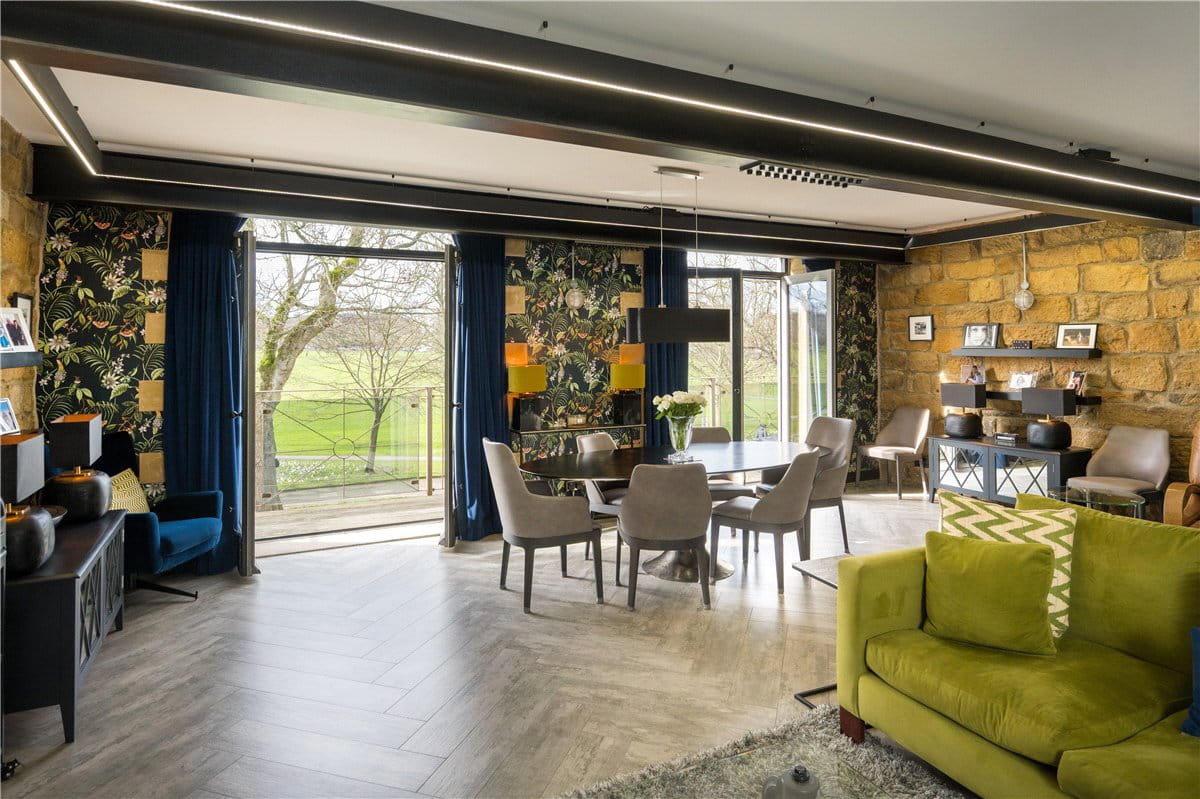  bedroom flat, West Park, Harrogate HG1 - Available