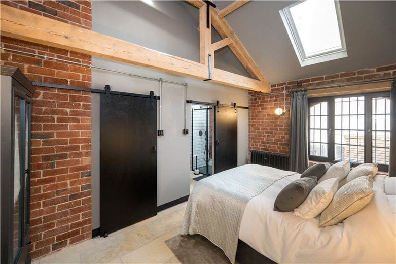  bedroom flat, West Park, Harrogate HG1 - Available