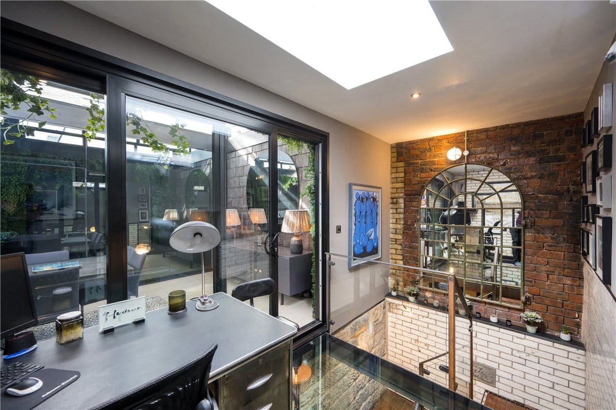  bedroom flat, West Park, Harrogate HG1 - Available