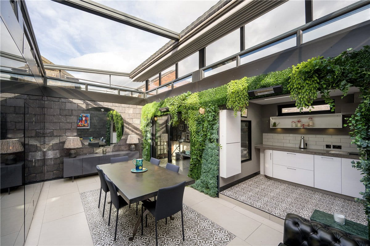  bedroom flat, West Park, Harrogate HG1 - Available