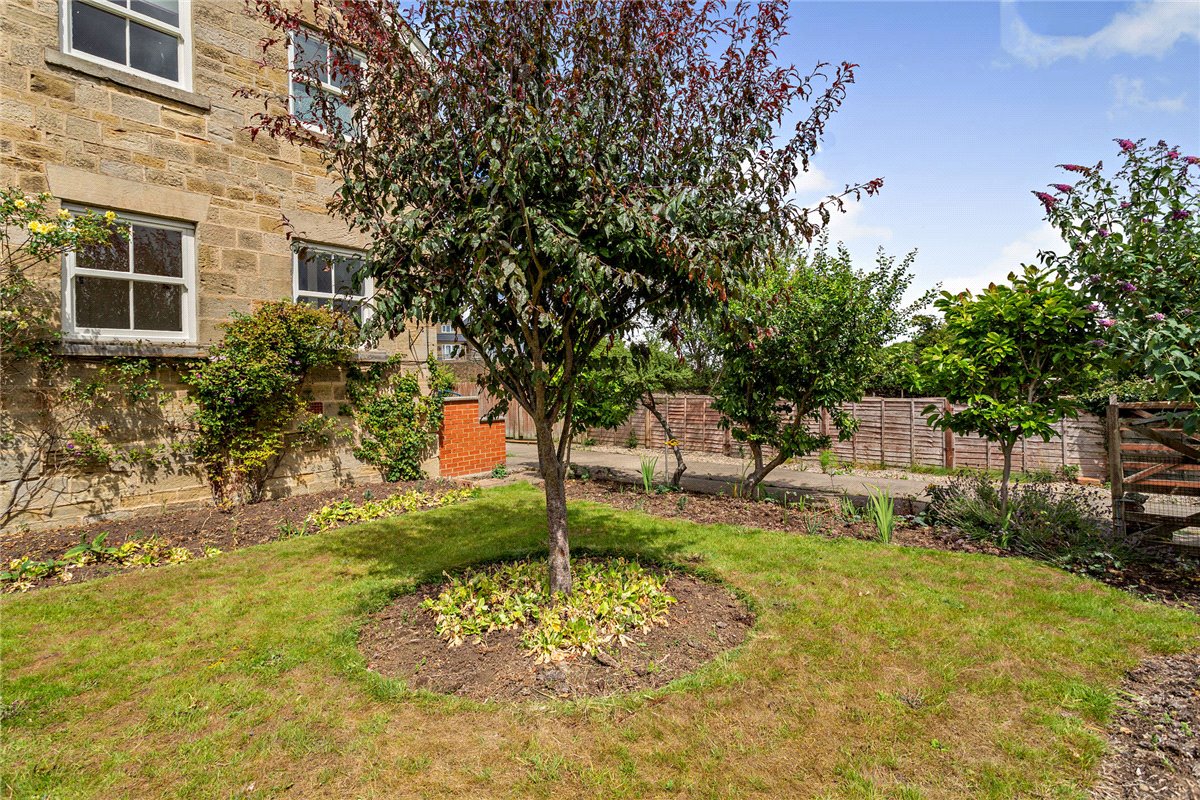 3 bedroom house, Bridge View, West Tanfield HG4 - Available