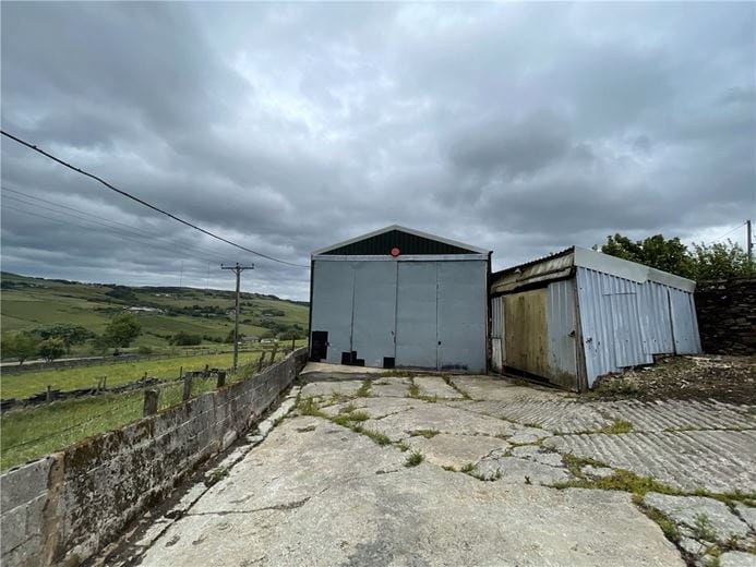  Farm, Slaithwaite, Huddersfield HD7 - Available