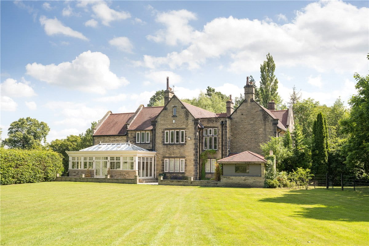 6 bedroom house, Moor Lane, Burley in Wharfedale LS29 - Sold STC