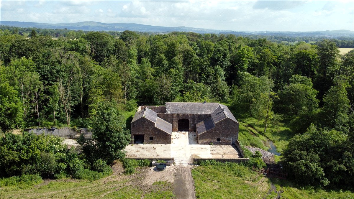  bedroom house, Knowles Brow, Hurst Green BB7 - Sold STC