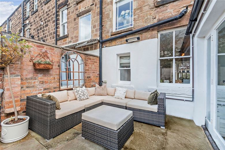 3 bedroom house, West End Avenue, Harrogate HG2 - Sold STC