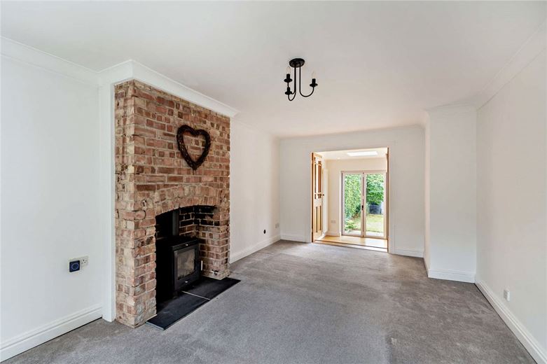 4 bedroom house, Hillside, Follifoot HG3 - Available