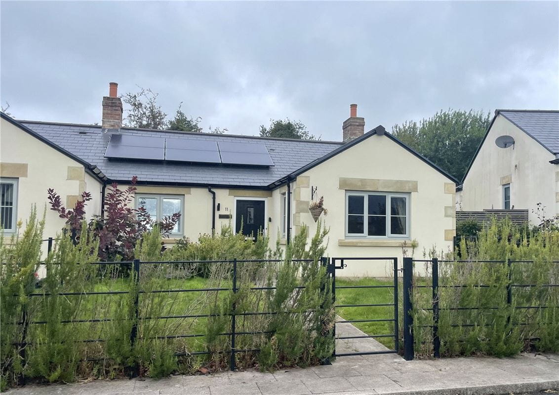 2 bedroom bungalow, Loach Field Close, Hurst Green BB7 - Available