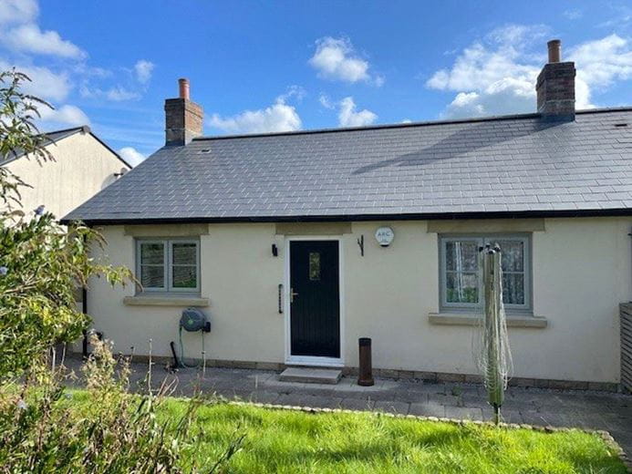 2 bedroom bungalow, Loach Field Close, Hurst Green BB7 - Available