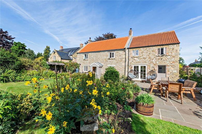 4 bedroom cottage, Mickley, Ripon HG4 - Available