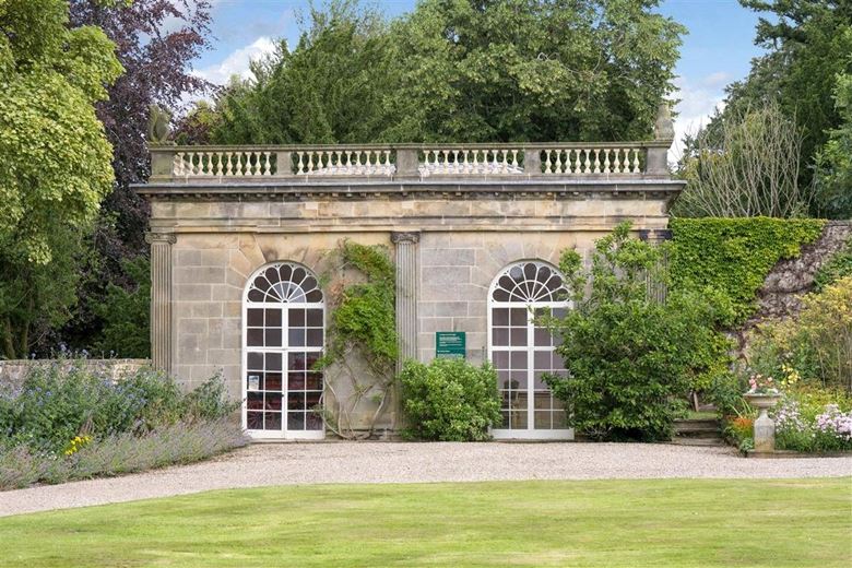 166 acres House, Ripley Castle, Ripley HG3 - Available