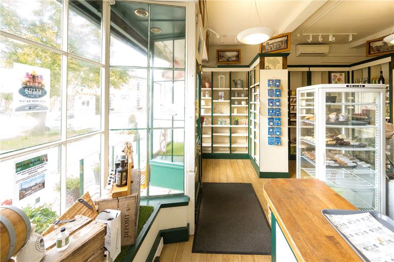 8 bedroom house, Main Street, Ripley HG3 - Available