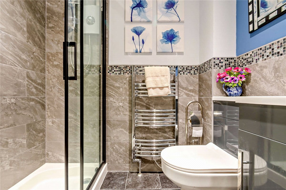 4 bedroom house, Queens Gate, Harrogate HG1 - Available