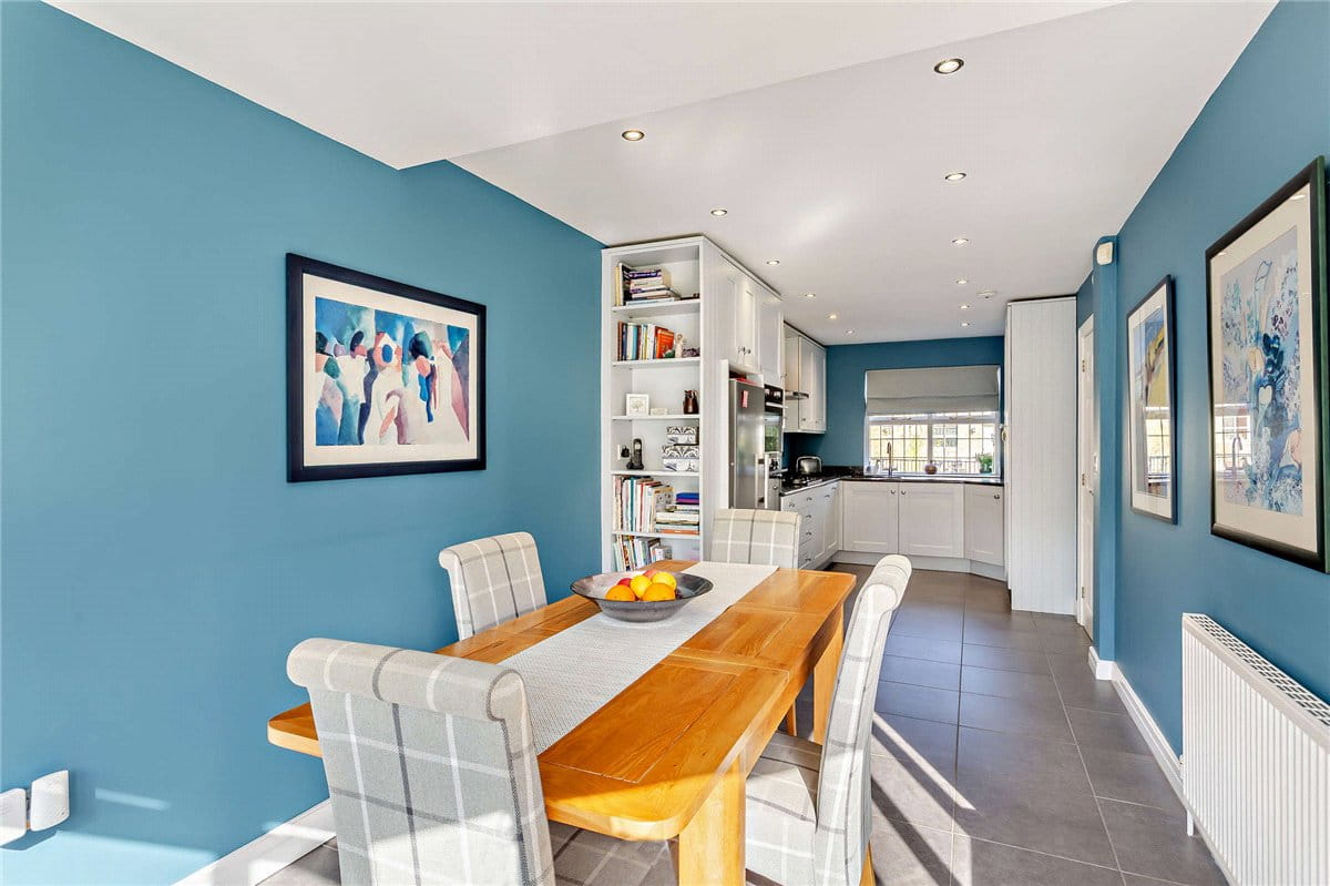 4 bedroom house, Sedgegarth, Thorner LS14 - Available