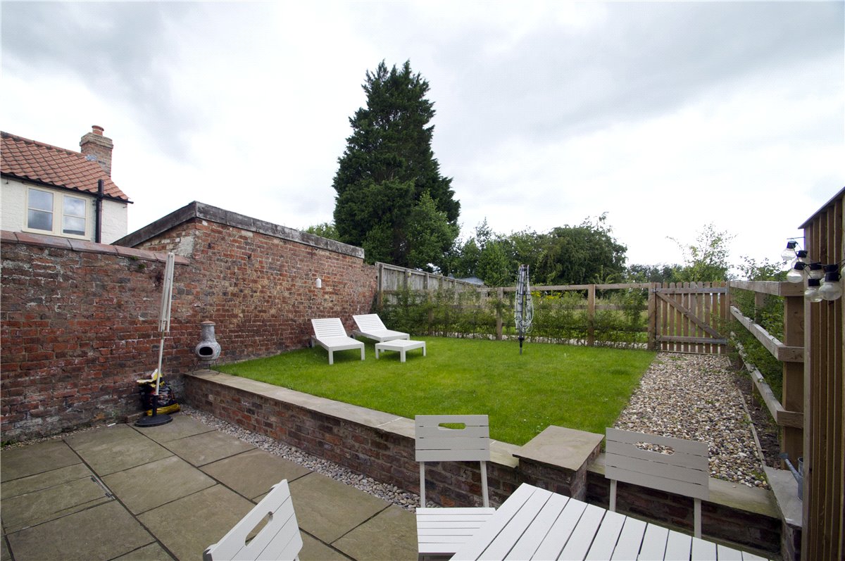 2 bedroom house, The Cottages, Kirk Hammerton YO26