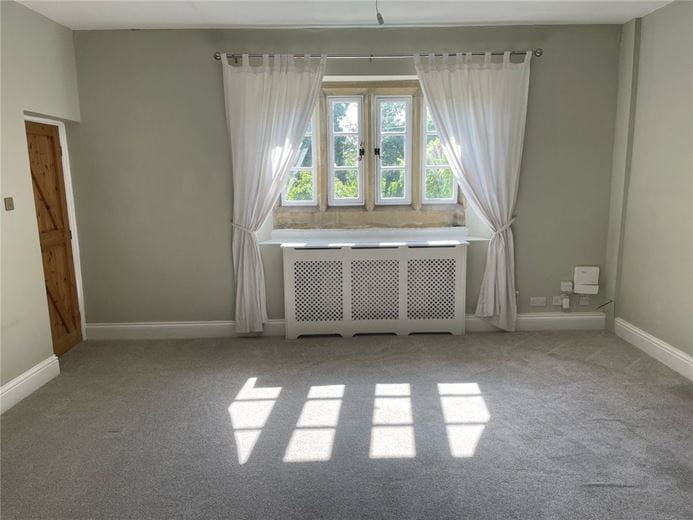 3 bedroom house, Rose Cottage, Claypit Lane LS25