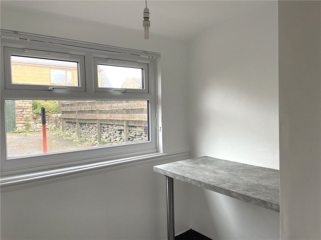 2 bedroom house, Church Street, Emley HD8