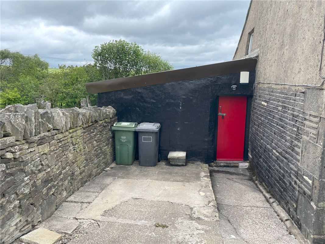 2 bedroom cottage, Slaithwaite, Huddersfield HD7