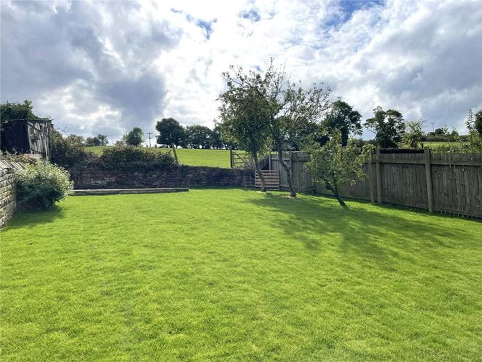 2 bedroom house, Ouzelwell Hall Farm Cottage, Ouzelwell Lane WF12 - Available