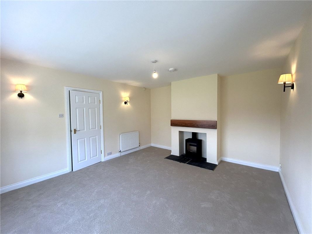 2 bedroom bungalow, Hunsingore, Wetherby LS22 - Available