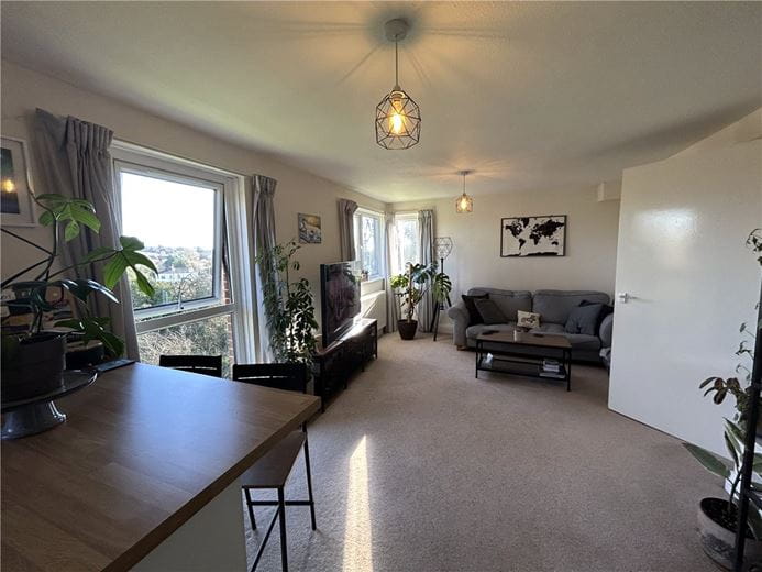 2 bedroom flat, The Knoll, Palace Road HG4