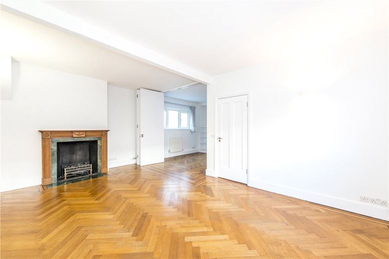 2 bedroom house, Thurloe Close, South Kensington SW7 - Available