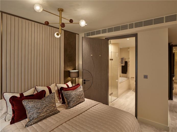 2 bedroom flat, Waterfront Drive, Chelsea Waterfront SW10 - Available