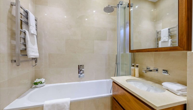 1 bedroom flat, Kensington Garden Square, Bayswater W2 - Available