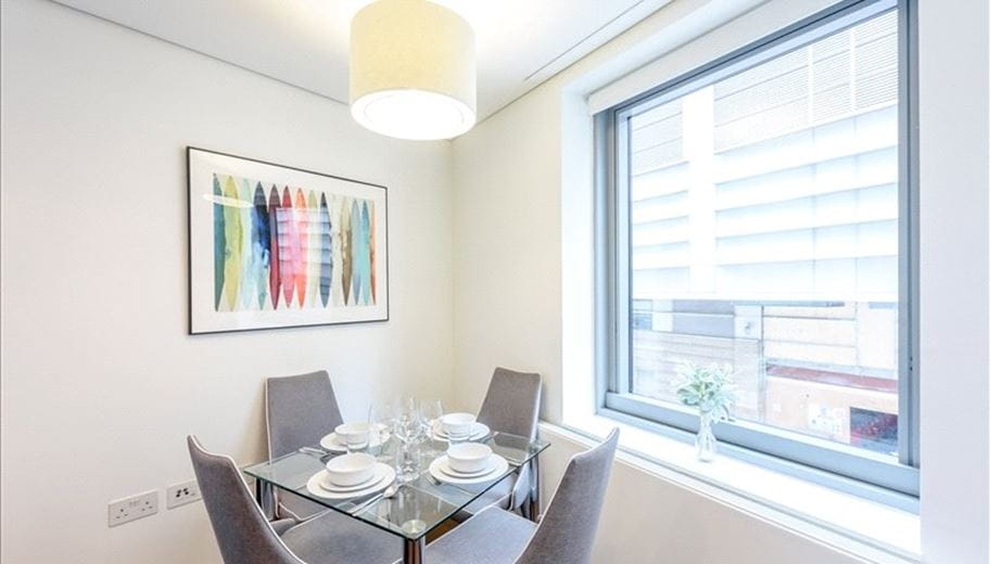 3 bedroom flat, Merchant Square East, London W2 - Available
