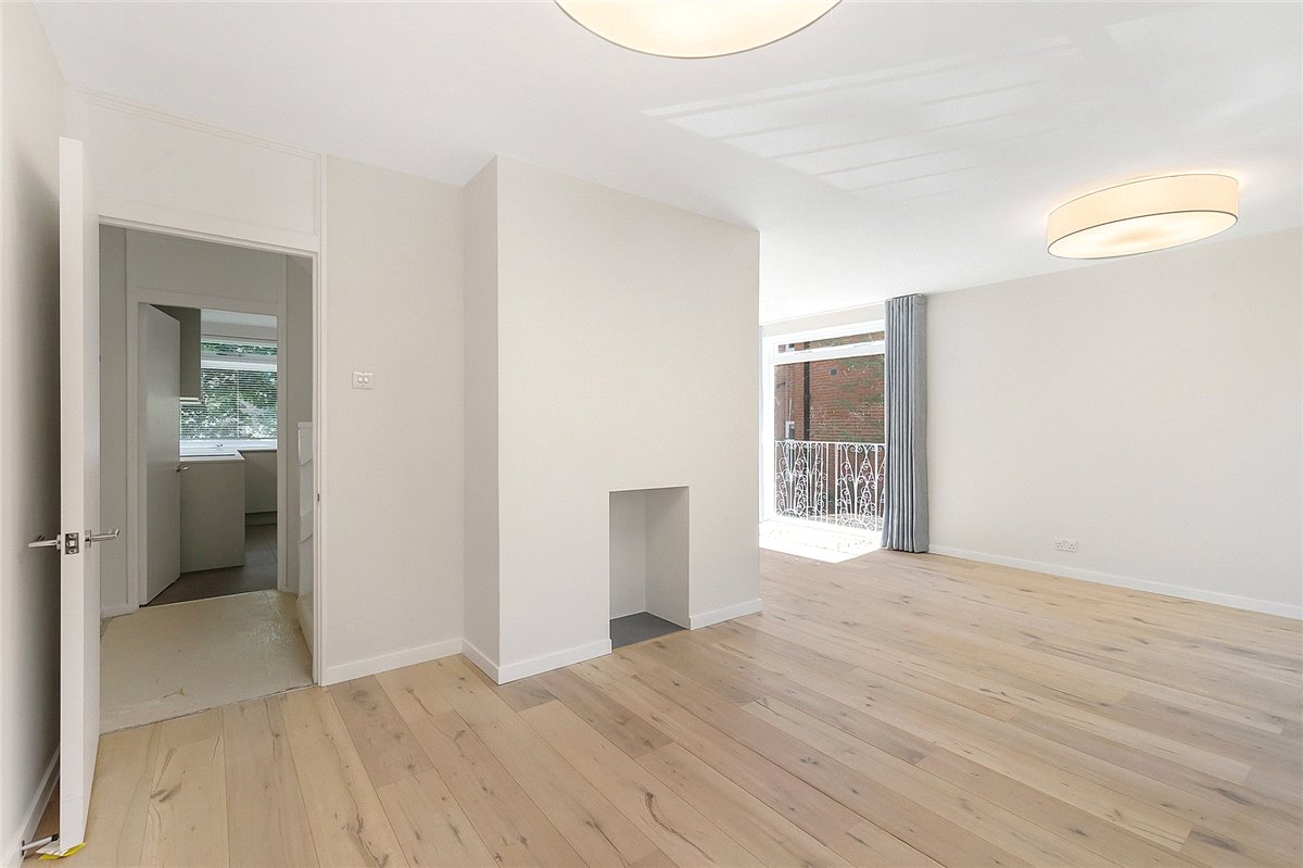 4 bedroom house, Melbury Road, London W14 - Available