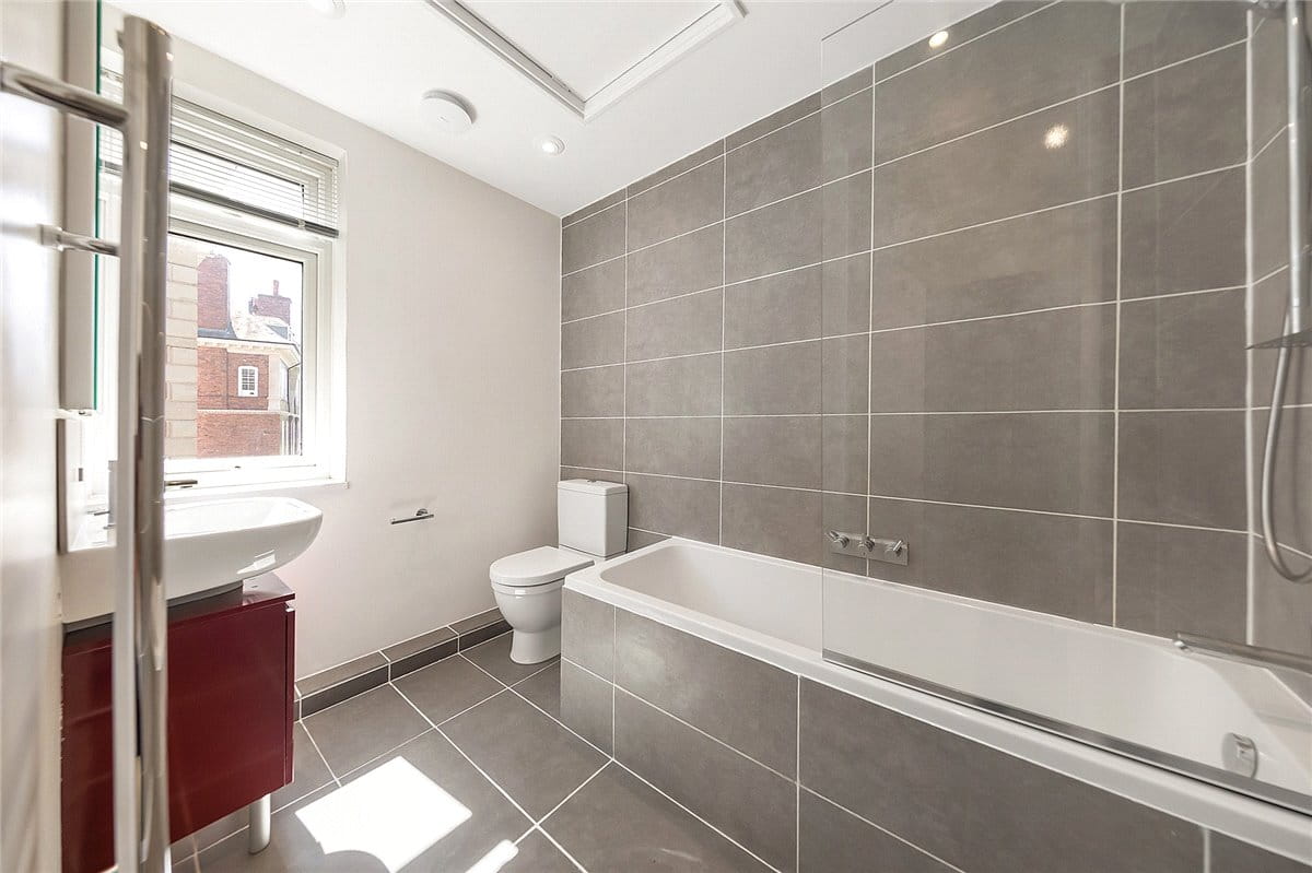 4 bedroom house, Melbury Road, London W14 - Available