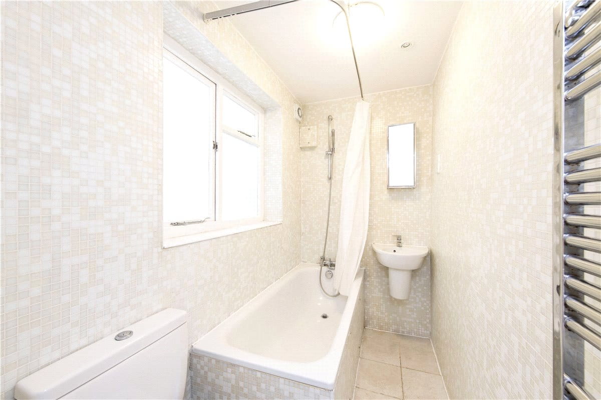 1 bedroom flat, Royal Crescent, Holland Park W11 - Available